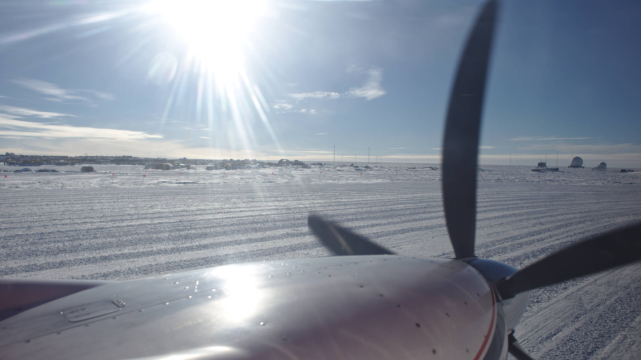 Taxiing the NPSP snow runway. Summer camp to our left